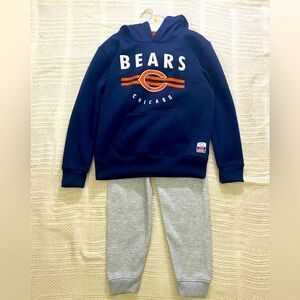 Boys Chicago Bears Sweatshirt/Sweatpants
Combo Size 10-12